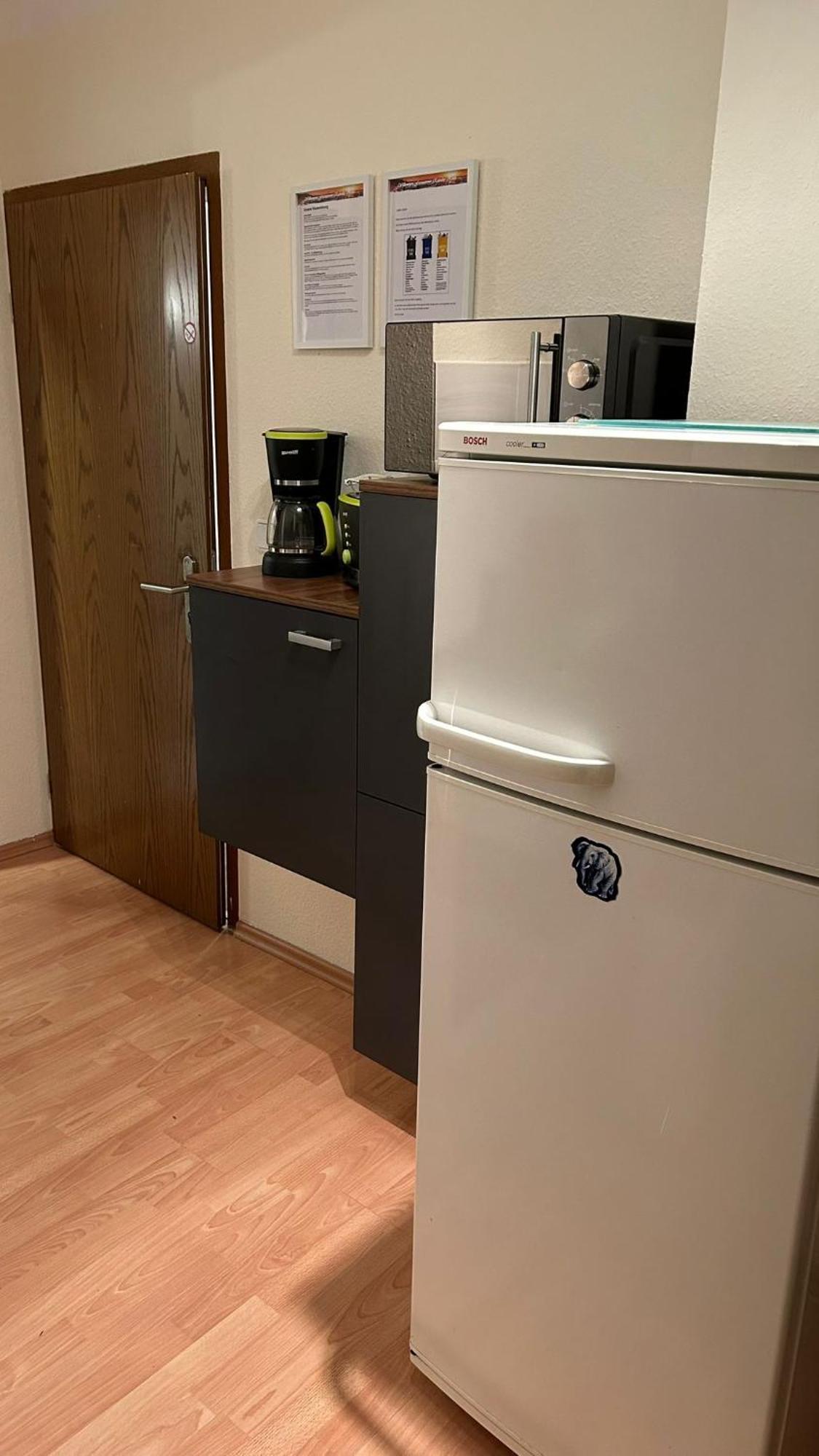Appartamento Ferienzimmer / Monteurzimmer Rostocker Heide Klein Kussewitz Esterno foto